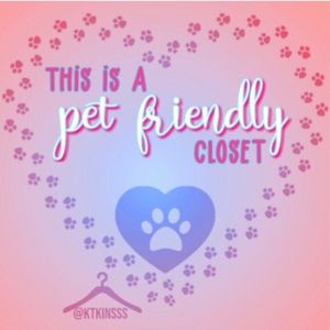 🐕 Pet friendly closet! 😊